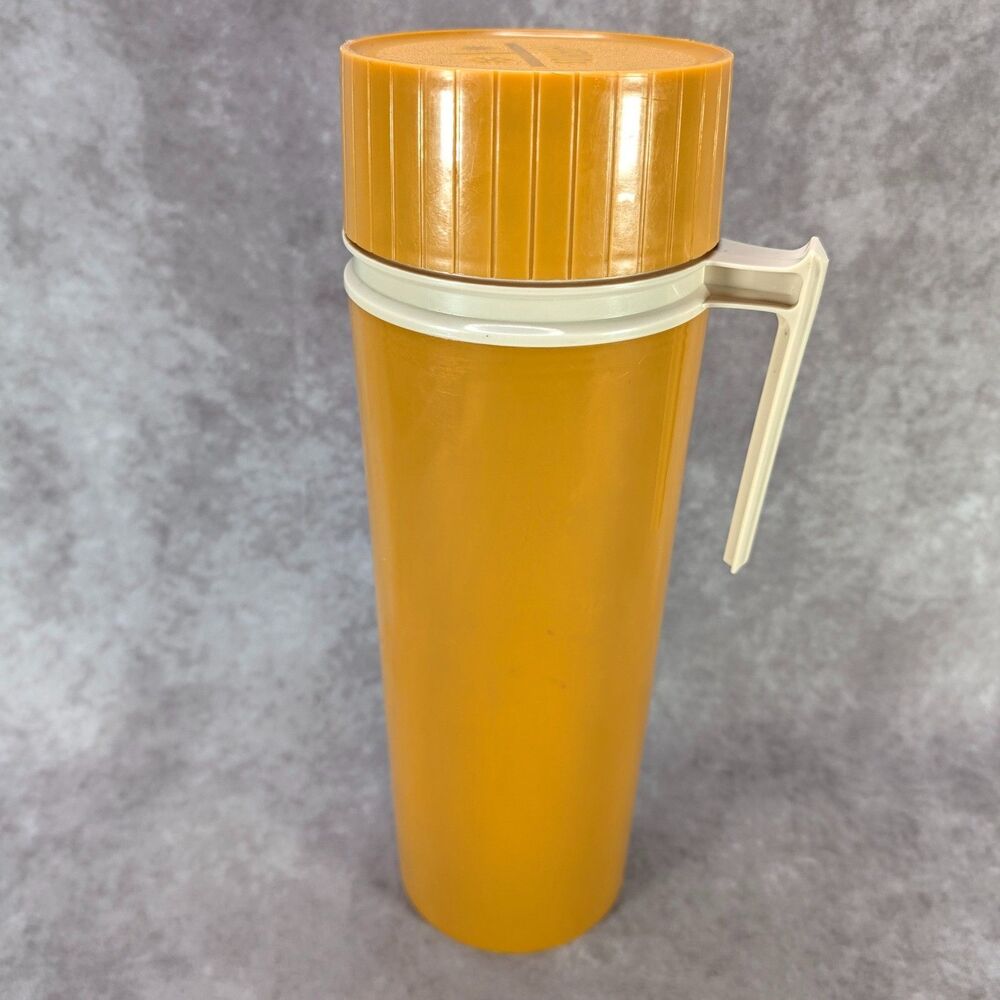 Vintage Thermos King Seeley Model 7402 Harvest Gold Plastic Vacuum Bottle Jug